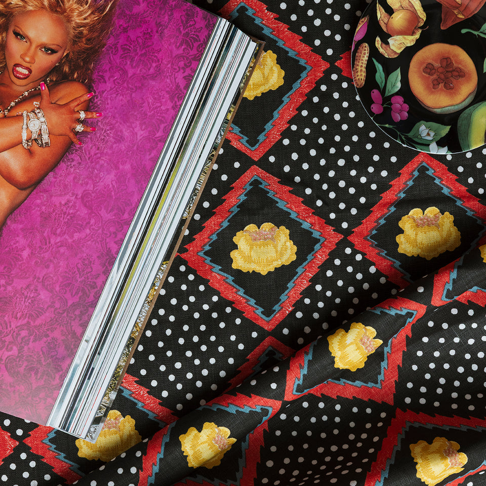 Peony Fabric | Onyx
